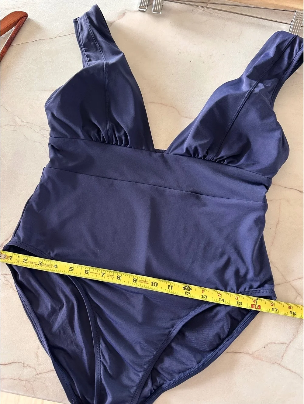 Andie Mykonos Deep Plunge Neck One Piece Swimsuit in Navy Women’s sz Large Tall